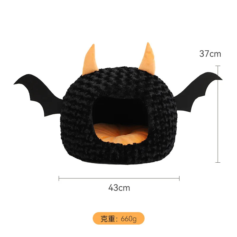 Halloween & Christmas Pet House – Cozy Warm Bed for Cats & Small Dogs