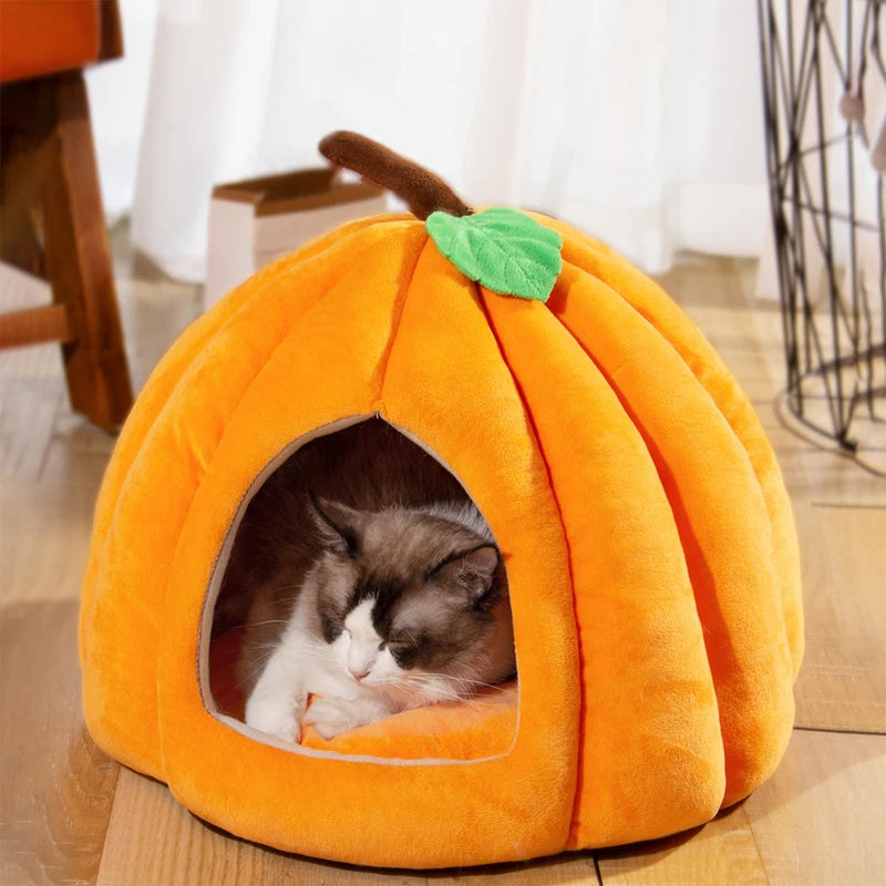 🐾 Cozy Pumpkin Pet House – Soft, Non-Slip Bed for Cats & Small Dogs