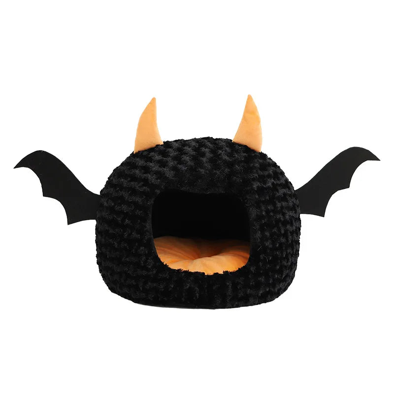 Halloween & Christmas Pet House – Cozy Warm Bed for Cats & Small Dogs
